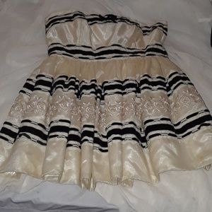 Unique embroidered sleeveless dress